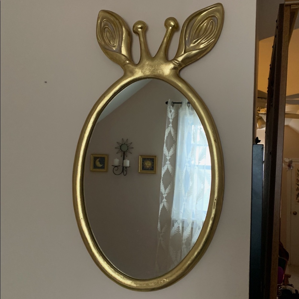 Gold Giraffe Mirror | Wall Art